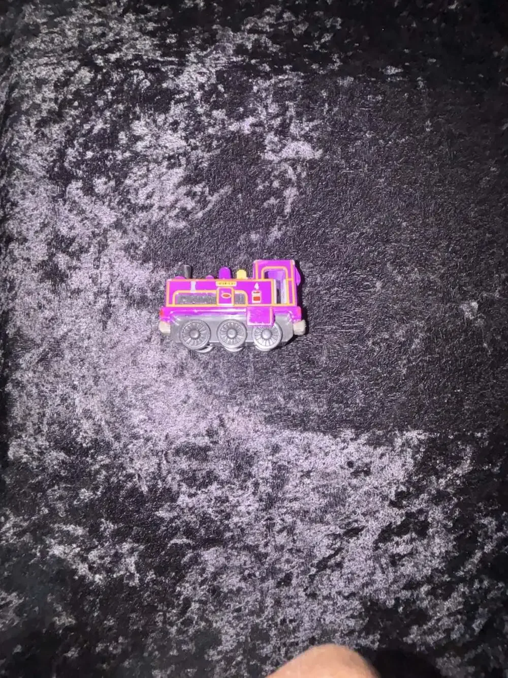 Thomas & Friends Take-n-Play Culdee #4 Purple Diecast Metal Train Engine